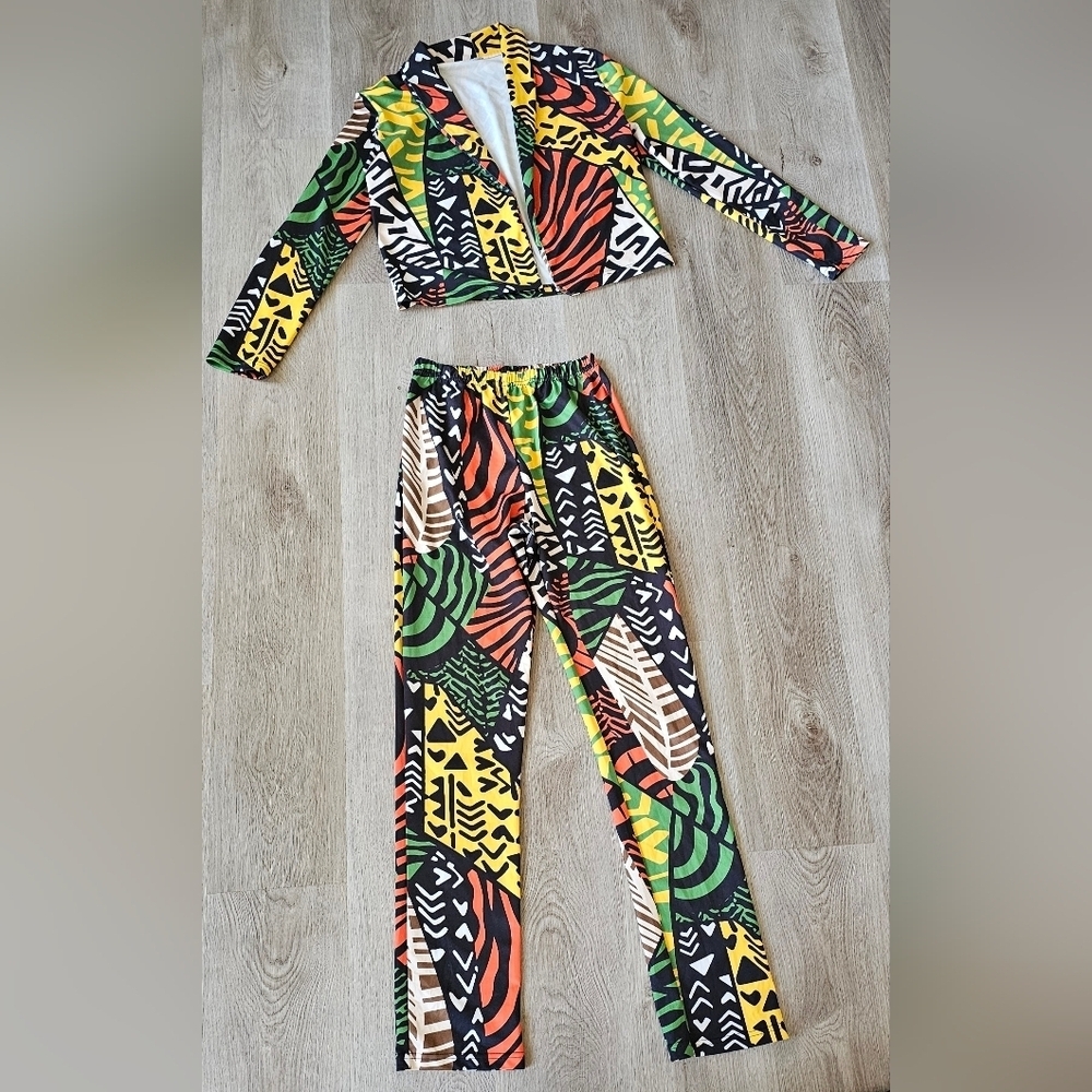 Large Two-Piece Safari Print Suit - Picture 2 of 4